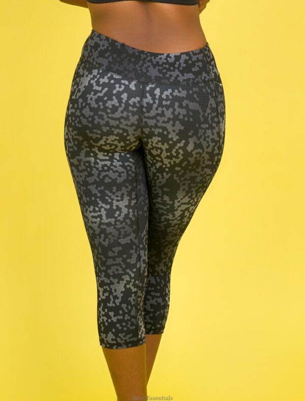 Hanes Performance Capri, Grey-Ebony