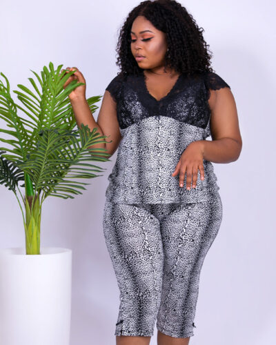 Lace Flutter Capri Set