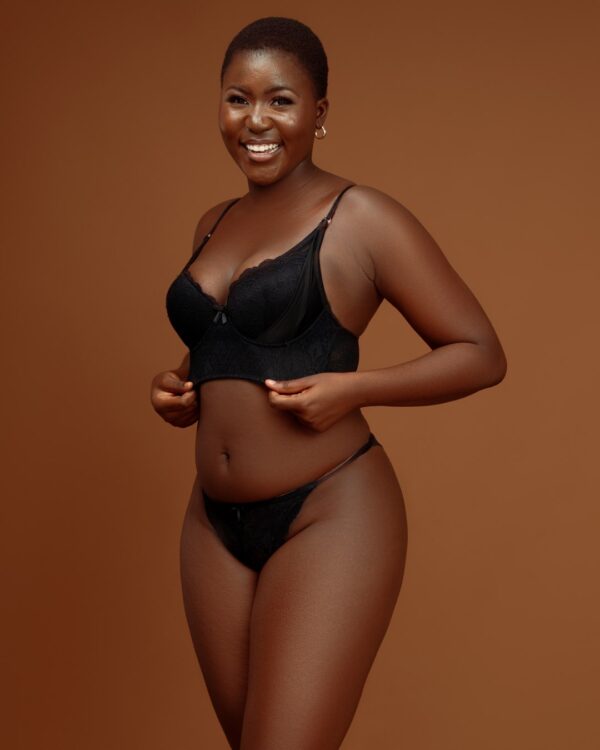 The Vita Longline Bra & Thong Set - Image 2